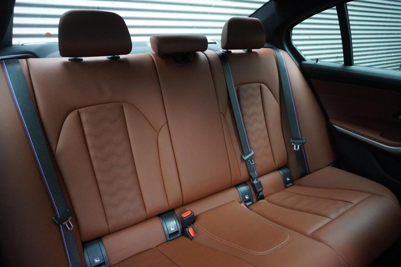 BMW M3 3 Serie xDrive Competition Innovation Pack | M Compound remsysteem Rot | Stoelventilatie voor beide voorstoelen | HIFI System Harman Kardon | Parking Assistant Plus | Driving Assistant