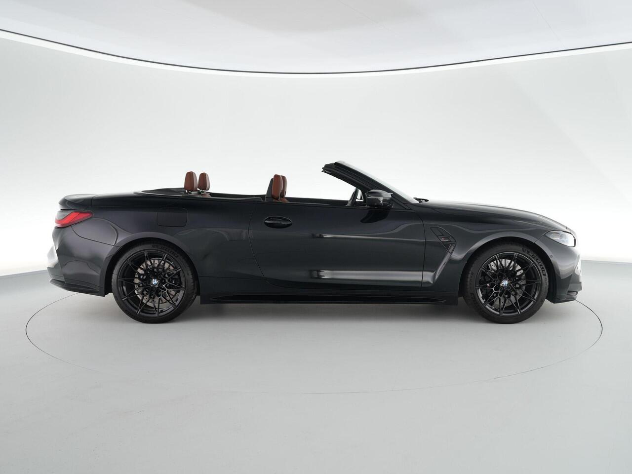 BMW M4 Competition Cabrio 510pk xDrive |dealer onderhouden|M-sport|M-sportstoelen|Laser LED|HUD|memory|Carbon interieur|nekverwarming|Apple Carplay|stoelventilatie & verwarming|
