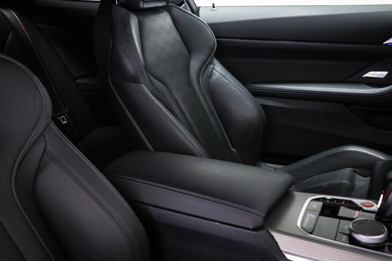 BMW M4 4-serie Coupé Competition | DRIVING ASSISTANT | HEAD UP | STUURVERWARMIMING | 360 CAMERA | 20"