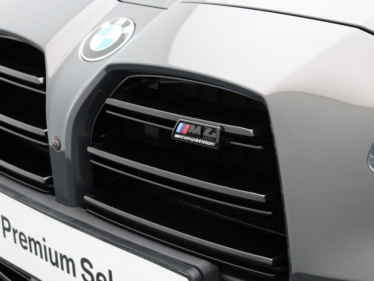 BMW M4 Cabrio xDrive Competition Innovation Pack | Stuurwielrand Verwarmd | Adaptief M Onderstel | Driving Assistant Professional | Head-Up Display | Harman Kardon | 19/20''