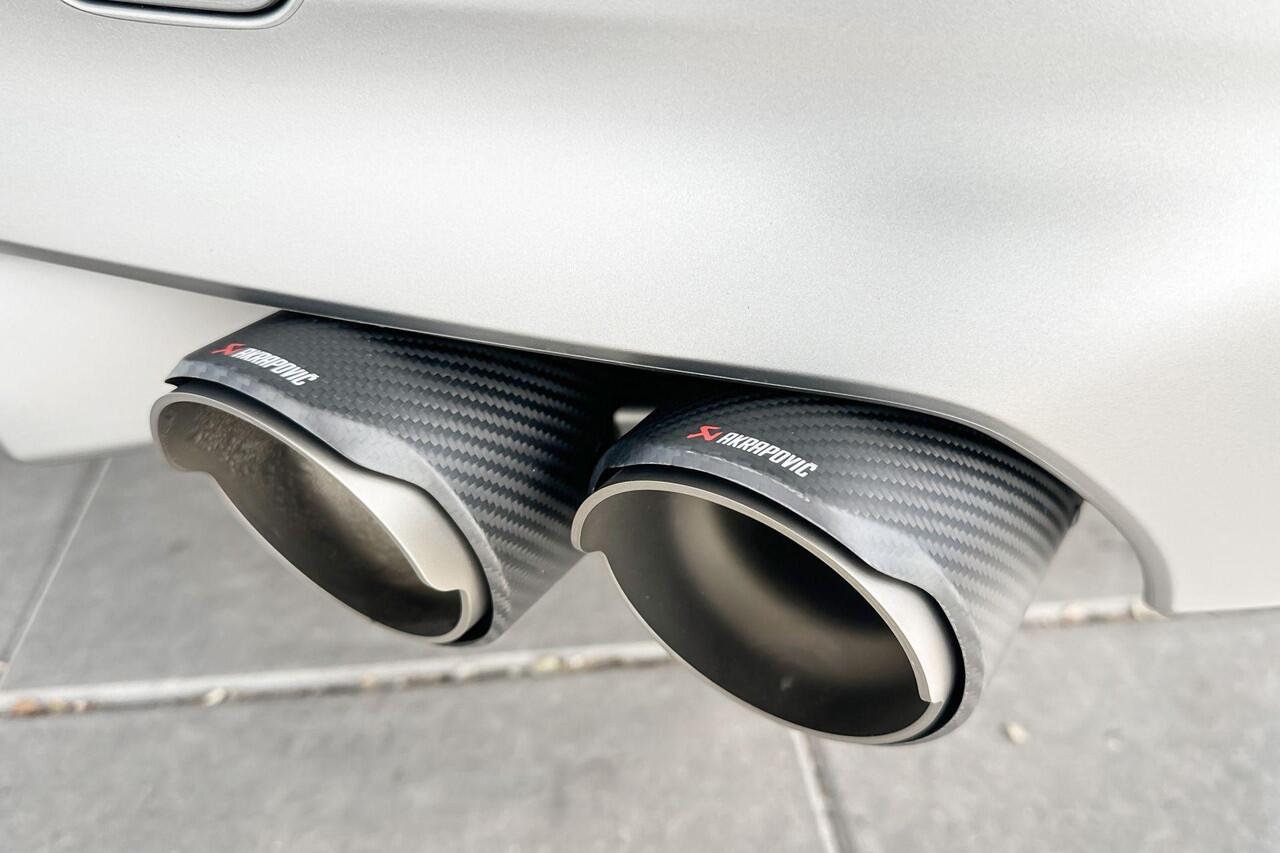 BMW M5 Sedan xDrive Akrapovic uitlaatsysteem / PPF volledig / Harman Kardon / Lasers / Auto-pilot / Comfort Access / Selections