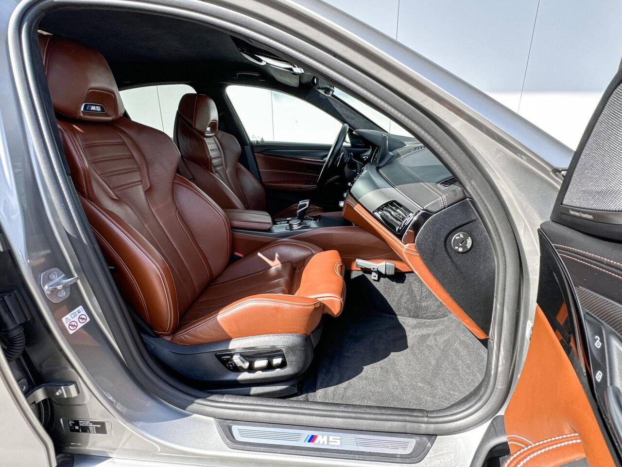 BMW M5 Sedan xDrive Akrapovic uitlaatsysteem / PPF volledig / Harman Kardon / Lasers / Auto-pilot / Comfort Access / Selections