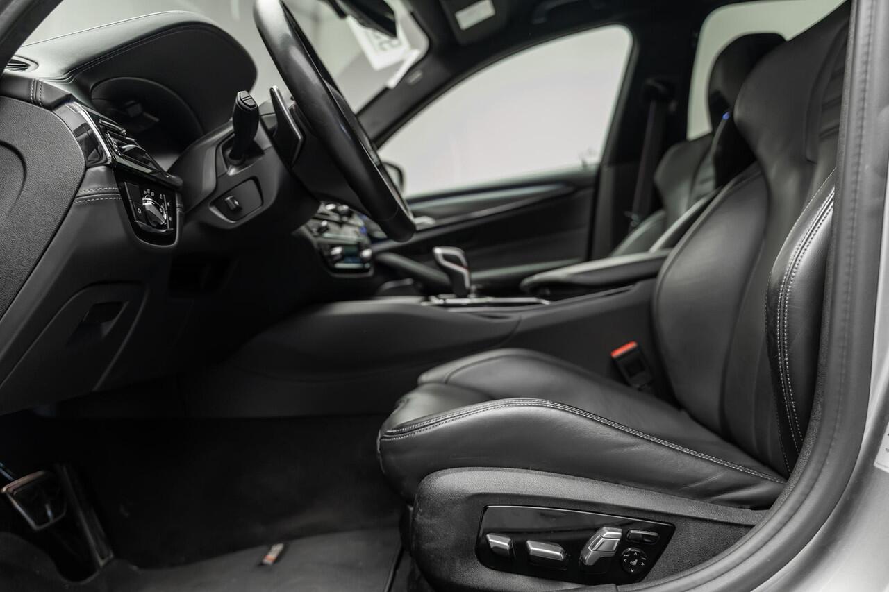 BMW M5 Competition |Ceramic|HUD|Carbon|Massage|VOLL|