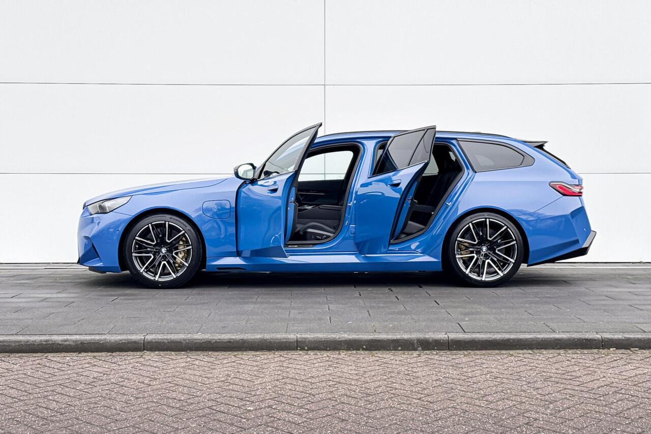 BMW M5 Touring M5 | M Carbon keramische remmen | Carbon pakket | Bowers & Wilkins | M Driver's Pack |