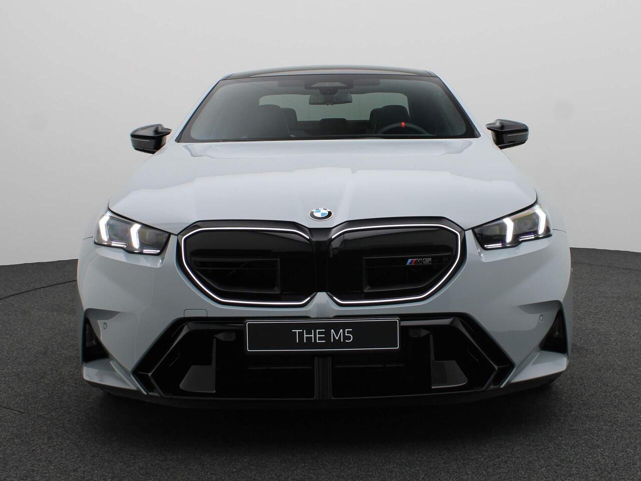 BMW M5 Sedan | Comfort Package