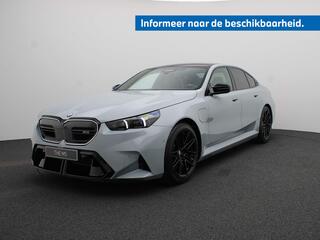 bmw-m5-sedan--comfort-package