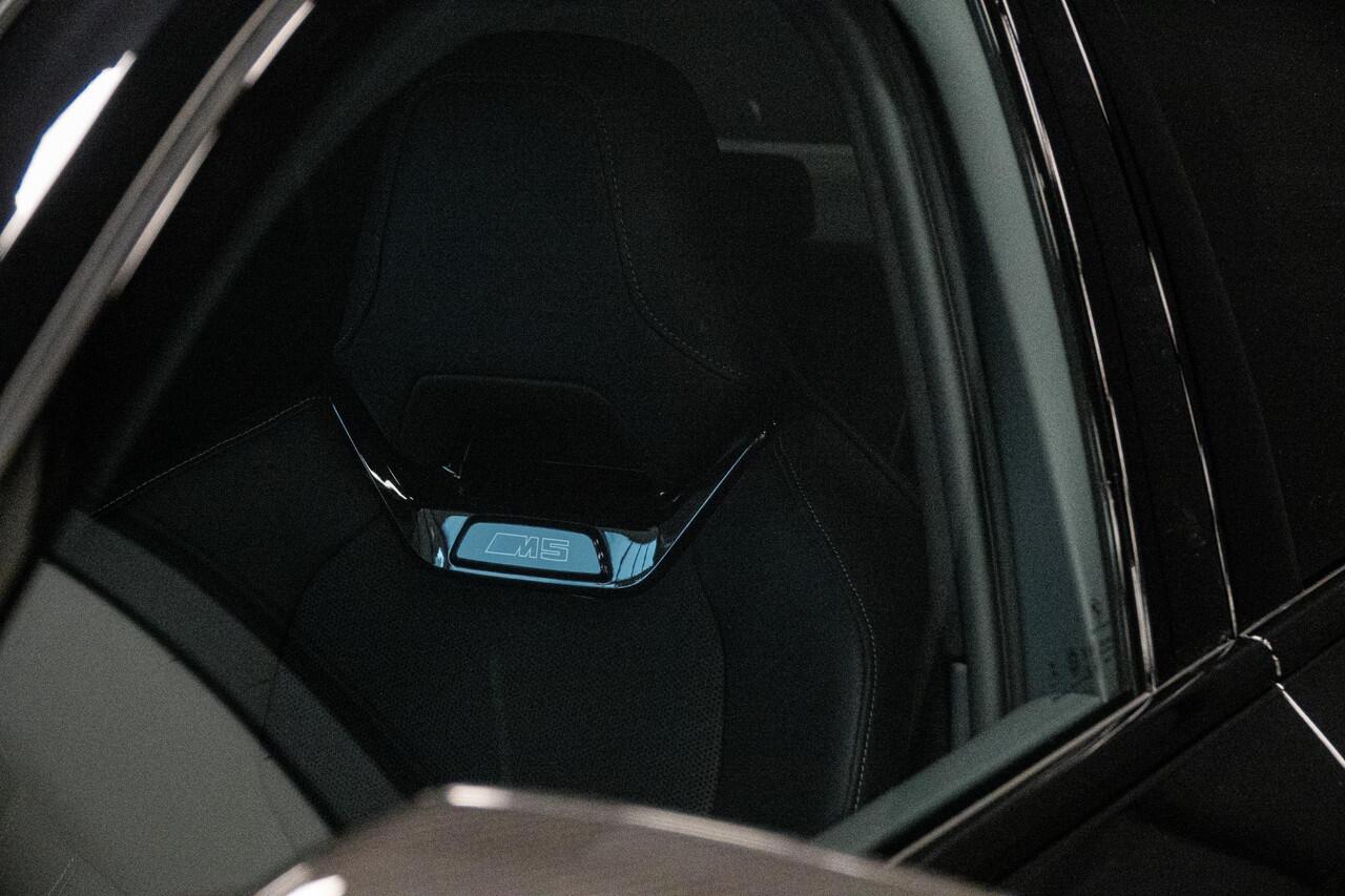 BMW M5 5-serie *Keramisch / M Driver's Package / Bowers & Wilkins / Memory / Carbon*