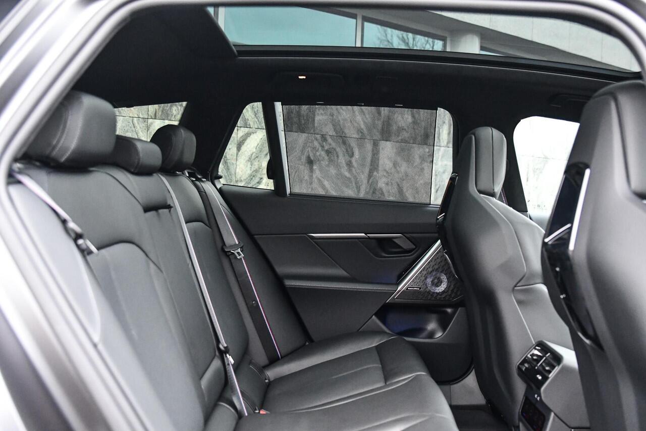 BMW M5 Touring M5 Individual lak |Keramisch|Carbon|Trekhaak|