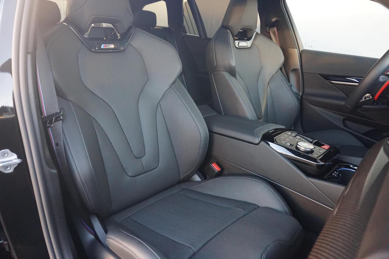 BMW M5 Touring M Driver's Pack | Glazen Panoramadak | Trekhaak Elektrisch | Driving Assistant Professional | Bowers & Wilkins | Stuur- en stoelverwarming | Stoelverstelling elektrisch met geheugen