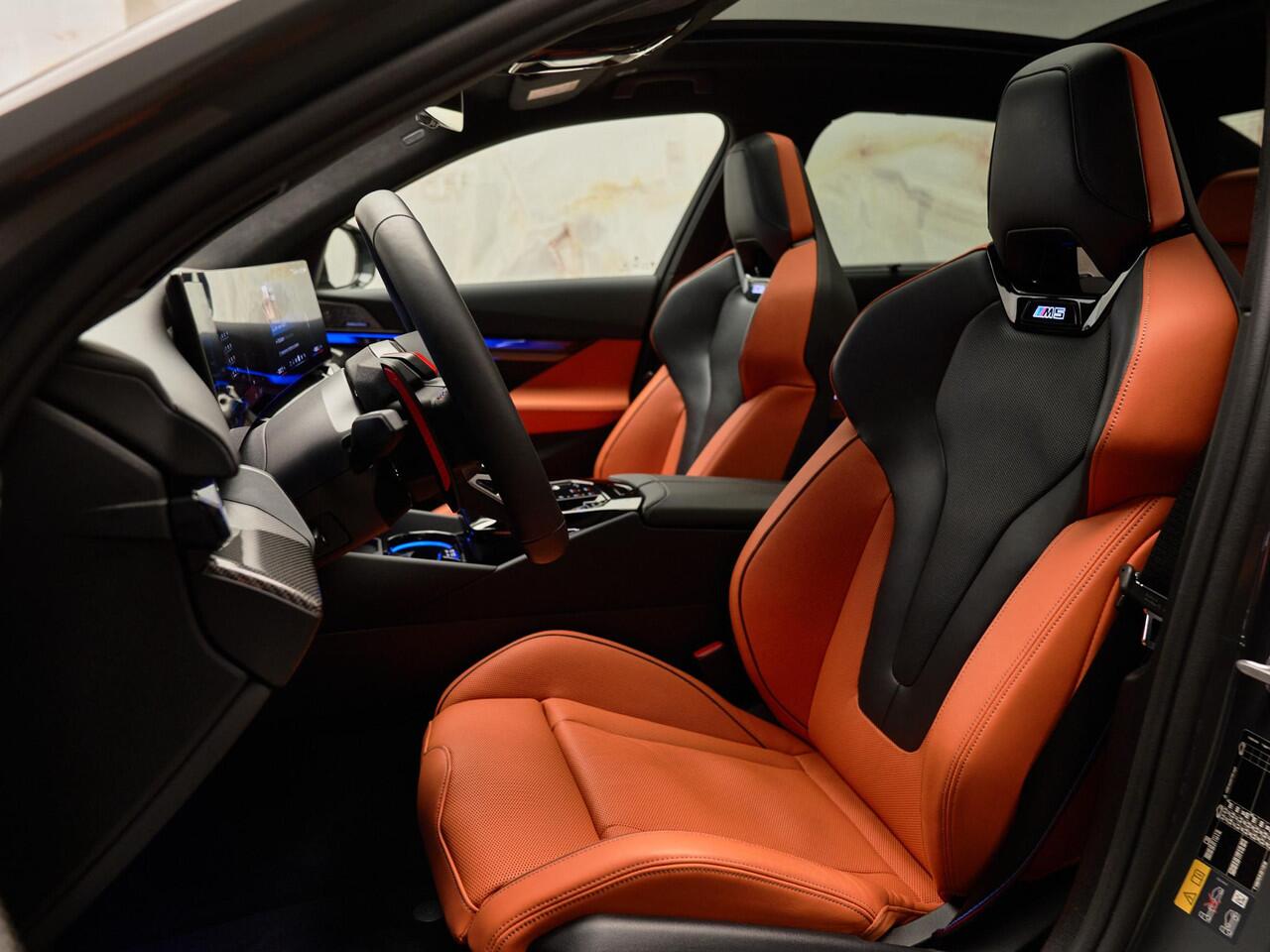 BMW M5 Limousine V8 M Hybrid, PPF front, Alpha-N, Eventuri, pano, Sonderlackierung, carbon extr., ceramic, tr.haak, B&W, privacy