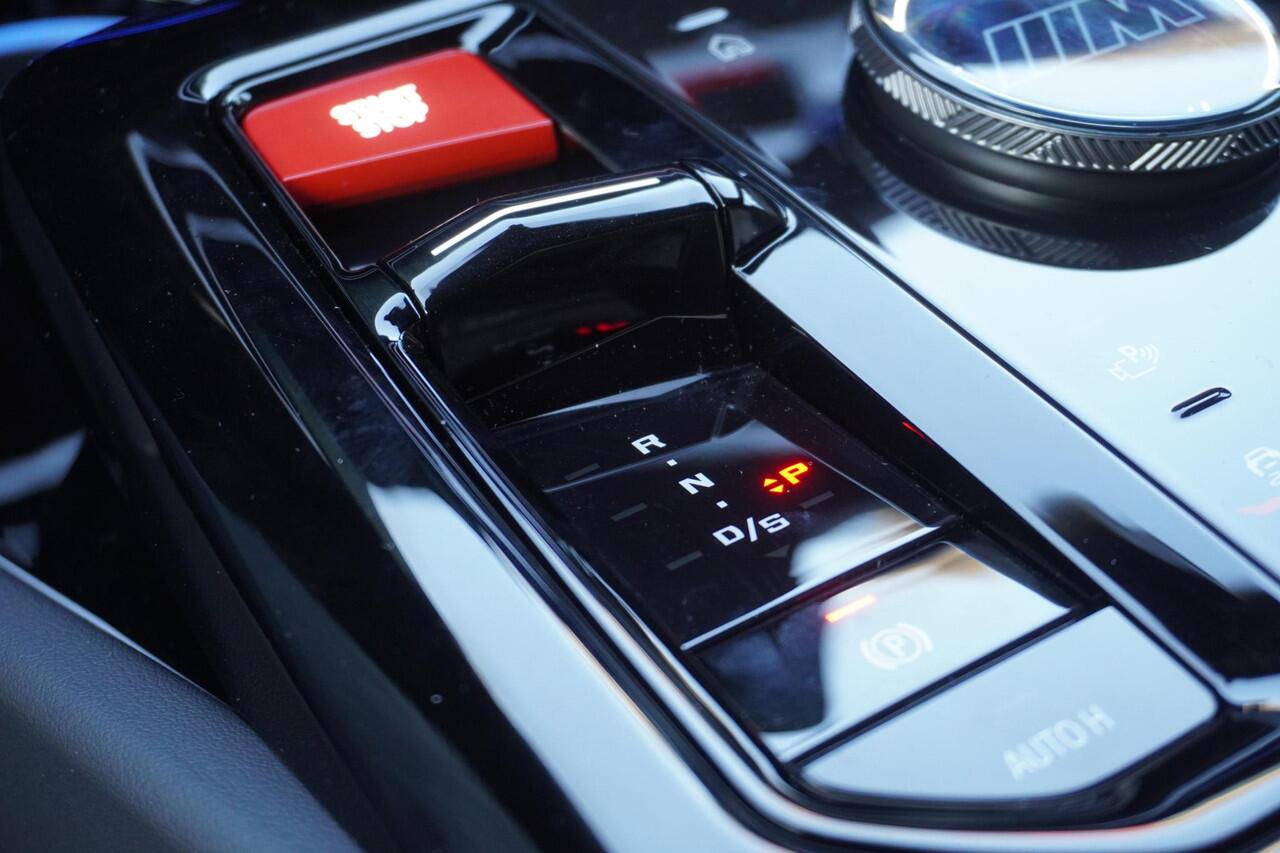 BMW M5 Sedan M Driver's Pack | M Drive Professional | Comfort Pack | Bowers & Wilkins | M Carbon-keramische remmen