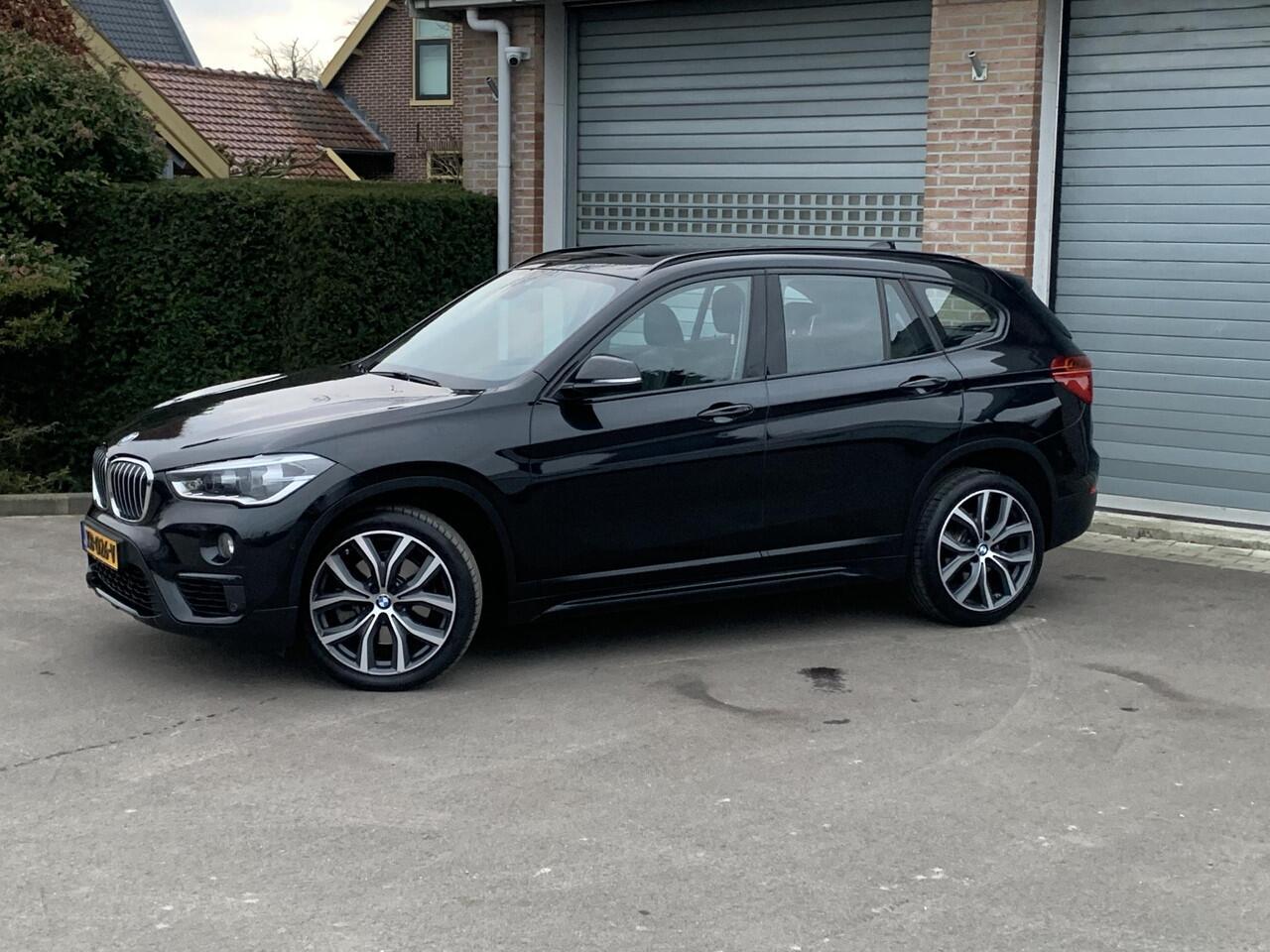 BMW X1 sDrive20i Orange Edition II