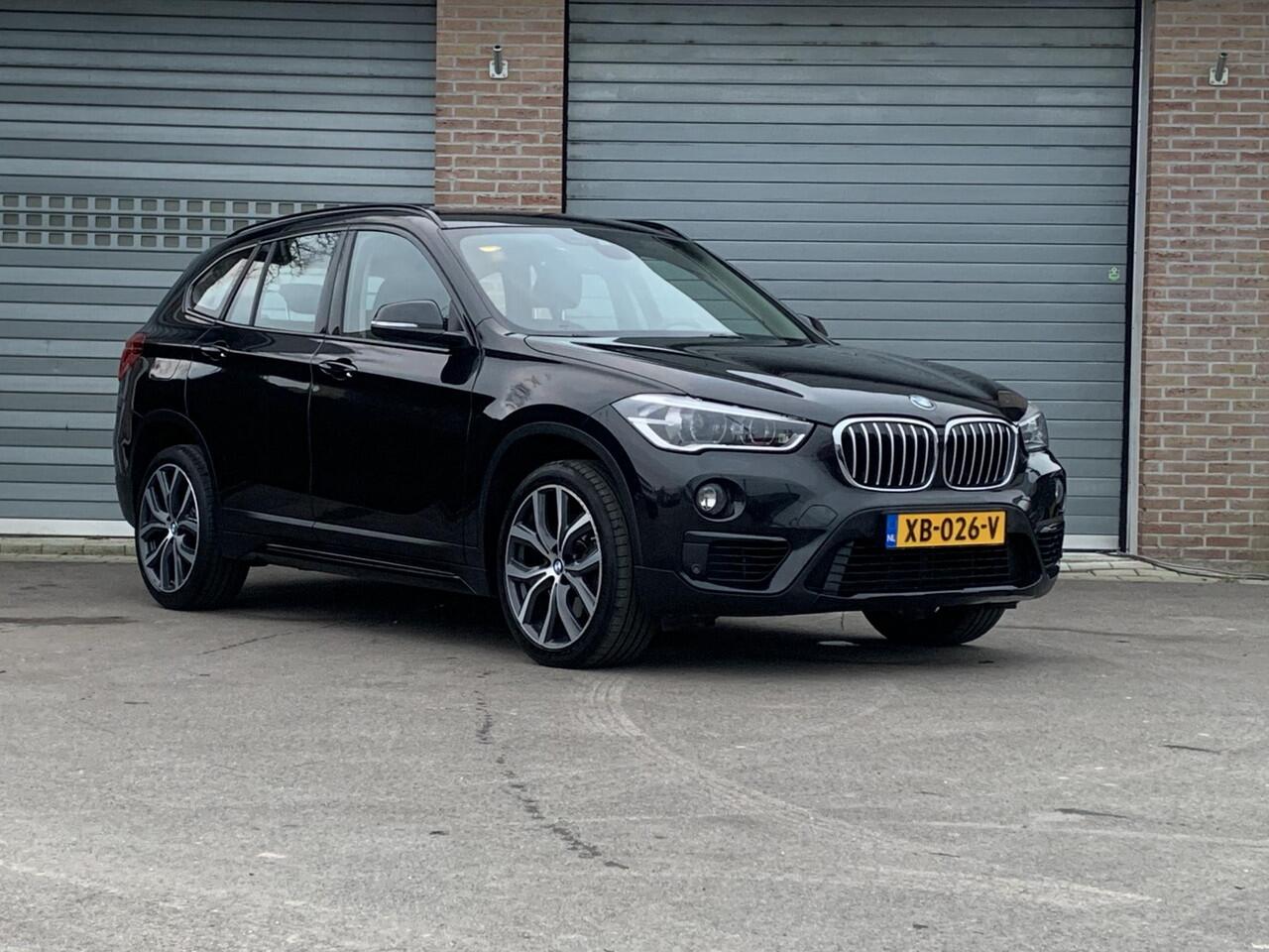 BMW X1 sDrive20i Orange Edition II