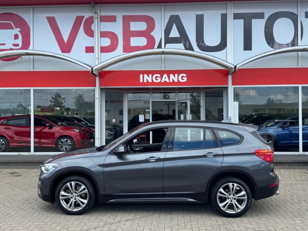 BMW X1 S-DRIVE 1.8 AUT. SPORT-LINE NAVI TREKHAAK AIRCO LMV PDC