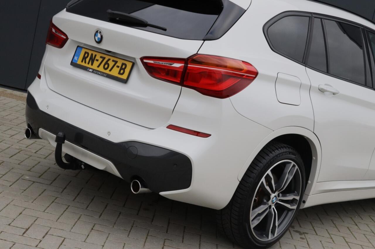 BMW X1 sDrive20i M Sport 192PK Leder Trekhaak 19inch