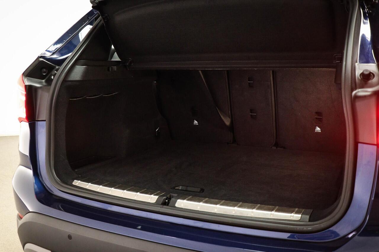 BMW X1 sDrive18i Executive | SPORT LINE / PARKING- PACK | CAMERA