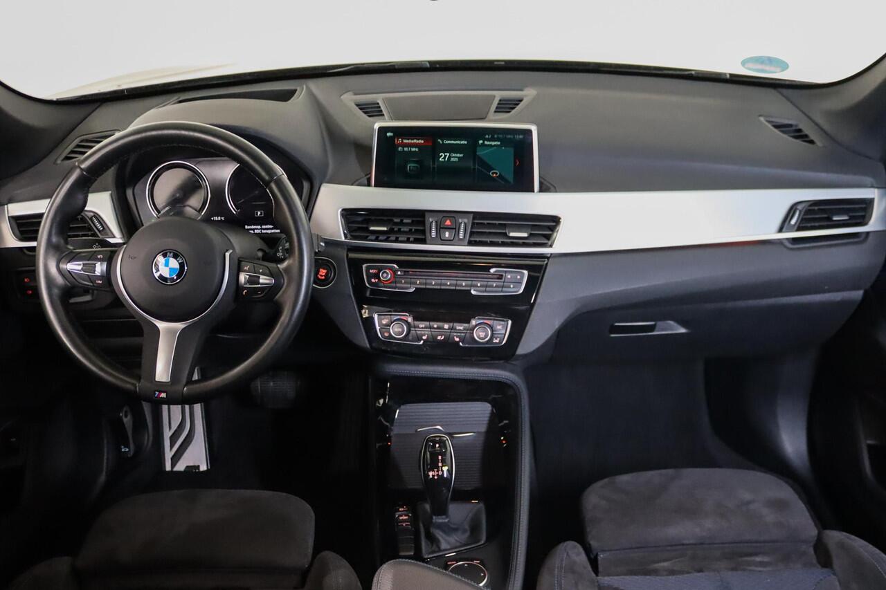 BMW X1 sDrive20i High Executive, M-sport, Panoramadak, HUD, Camera, H&K, Memory, Keyless