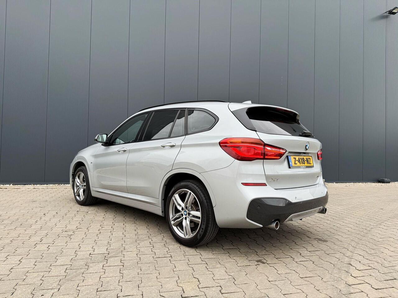 BMW X1 sDrive20i M-sport / pano / trekhaak / HUD