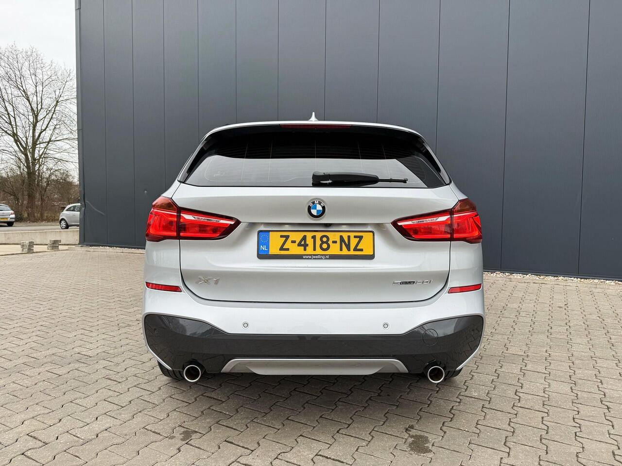 BMW X1 sDrive20i M-sport / pano / trekhaak / HUD