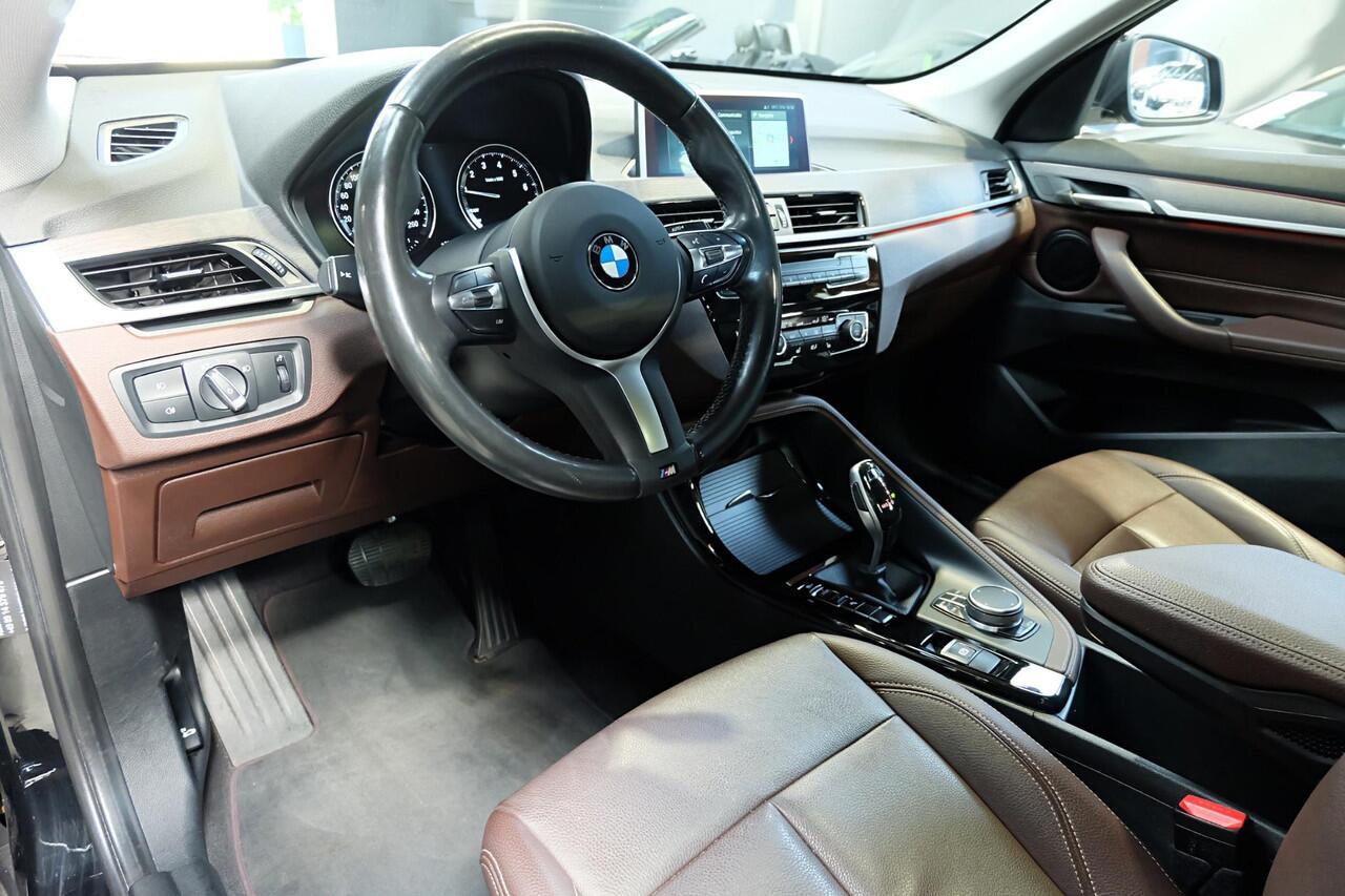 BMW X1 sDrive18i High Executive / xLine / Pano / Leder / Camera