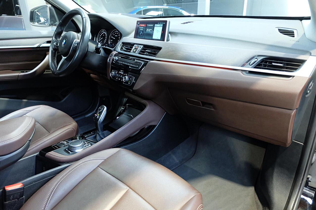 BMW X1 sDrive18i High Executive / xLine / Pano / Leder / Camera