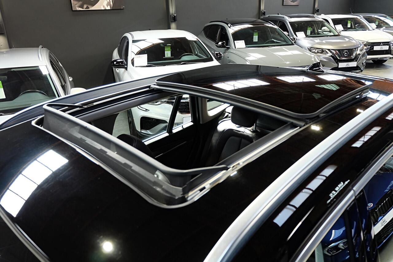 BMW X1 sDrive18i High Executive / xLine / Pano / Leder / Camera