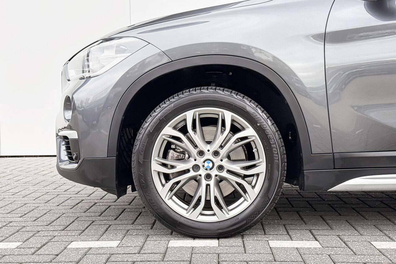 BMW X1 sDrive20i | High Executive | X line