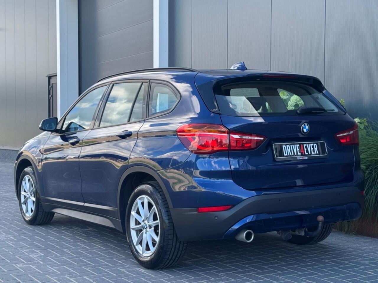 BMW X1 sDrive18i 12-2019 NAVI CLIMATE PDC TREKHAAK SPORTVELGEN