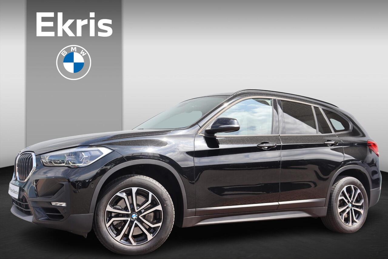 BMW X1 sDrive20i High Executive Achteruitrijcamera/ Stoelverwarming/ Sportstoelen/ Cruise Control/ Elektrische Achterklep