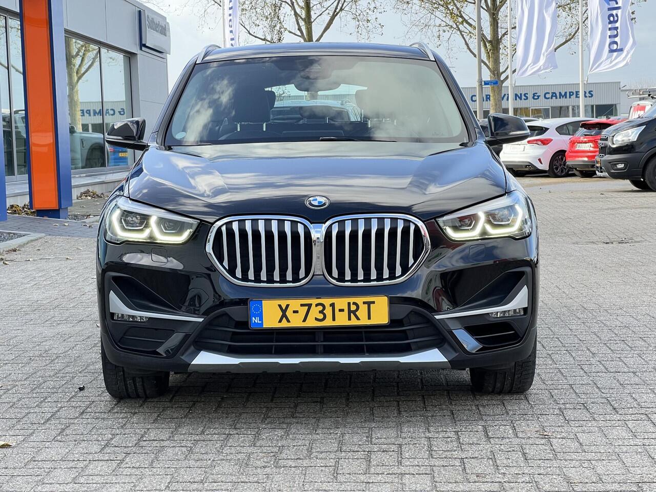 BMW X1 sDrive20i High Executive 190pk |