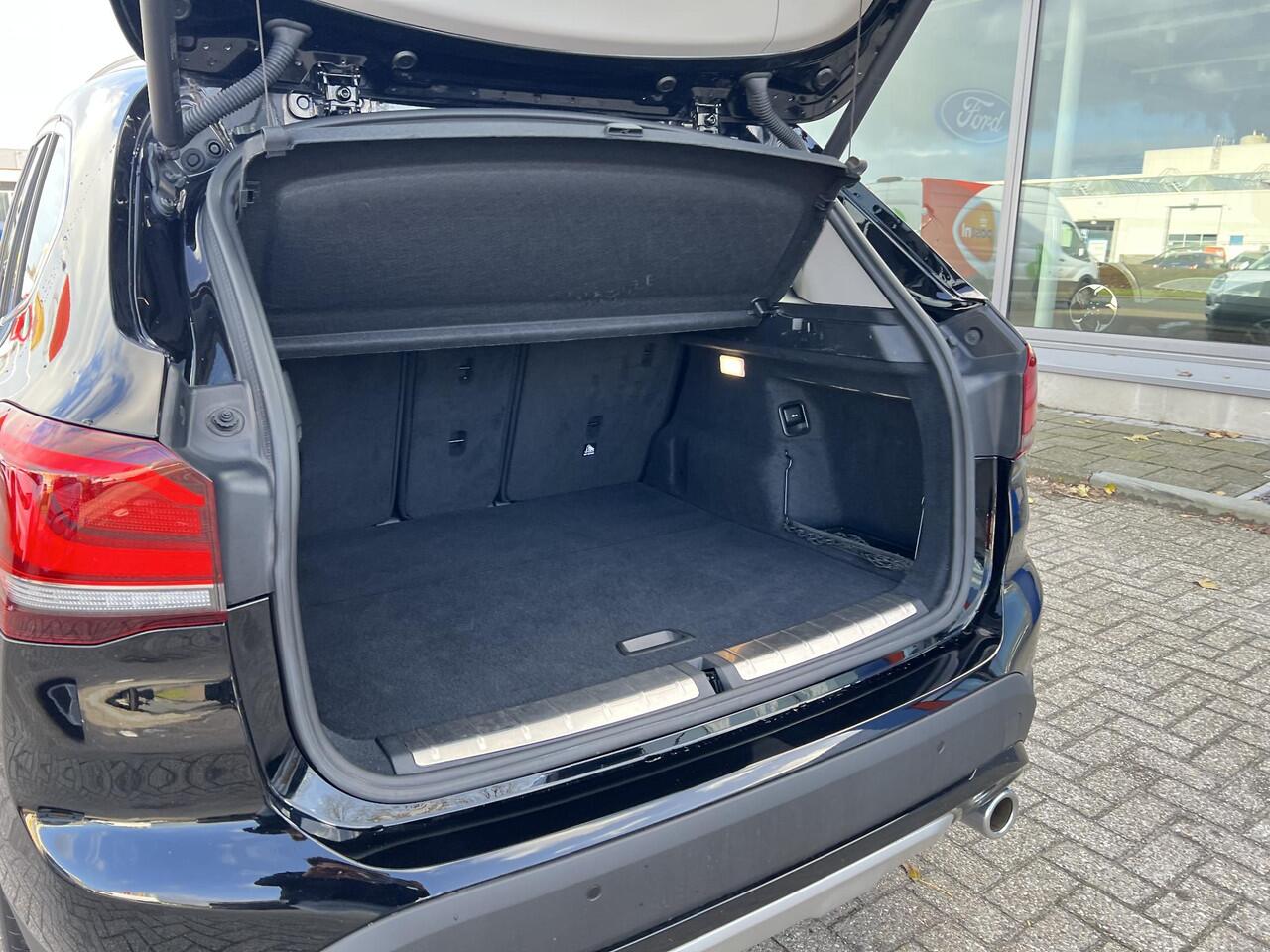 BMW X1 sDrive20i High Executive 190pk |