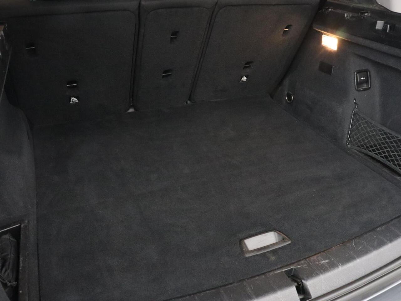 BMW X1 Xdrive25e Edrive Edition | Panoramadak | Stoelverwarming | Full LED | Navigatie | Climate control | Parkeerhulp | Cruise control | PHEV | Plug In