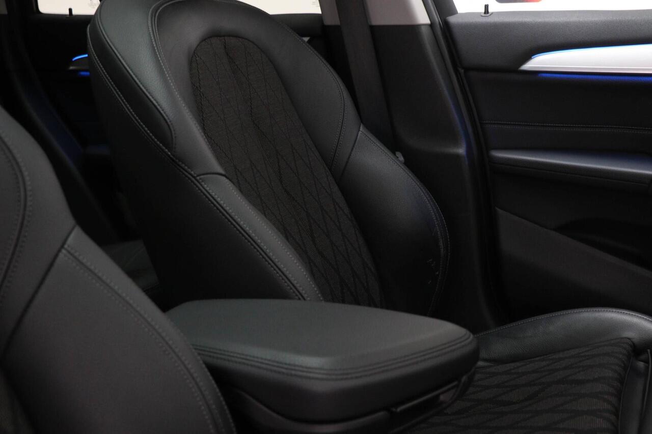 BMW X1 xDrive25e High Executive Edition | SAFETY / XLINE- PACK | PANORAMADAK | TREKHAAK