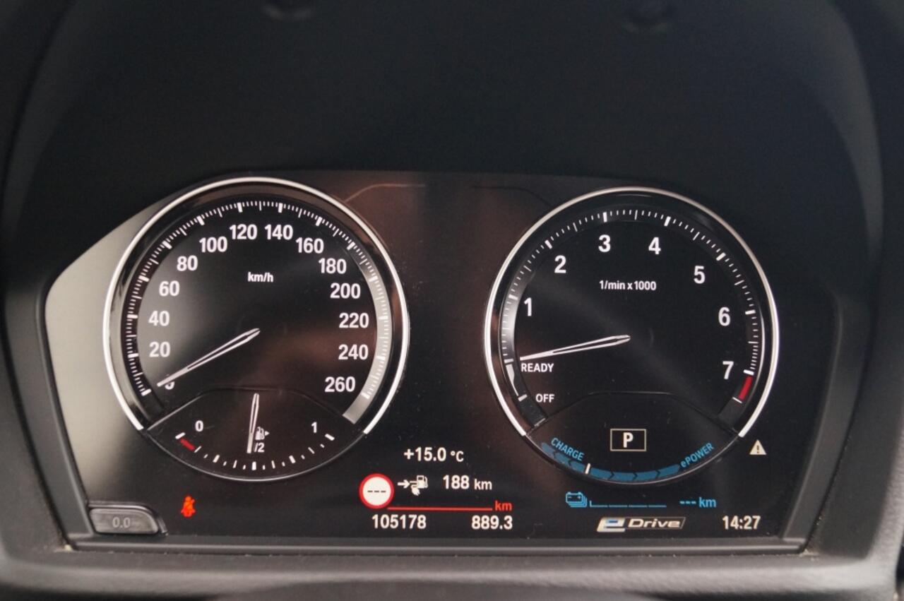 BMW X1 xDrive25e Executive -NAVI-ECC-HUD-CAM-PDC-