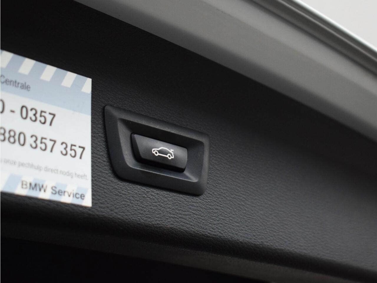 BMW X1 sDrive20i High Executive | Schuifdak o Dealeronderhouden o Leder