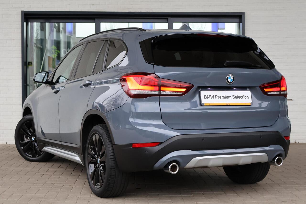 BMW X1 sDrive20i | High Executive | Parking Pack | xLine