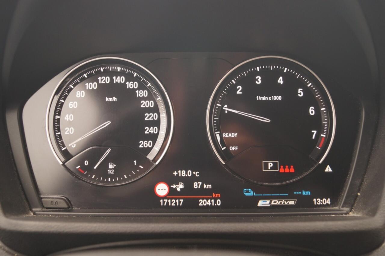 BMW X1 xDrive25e PHEV Business Edition Plus -LEER-ECC-NAVI-