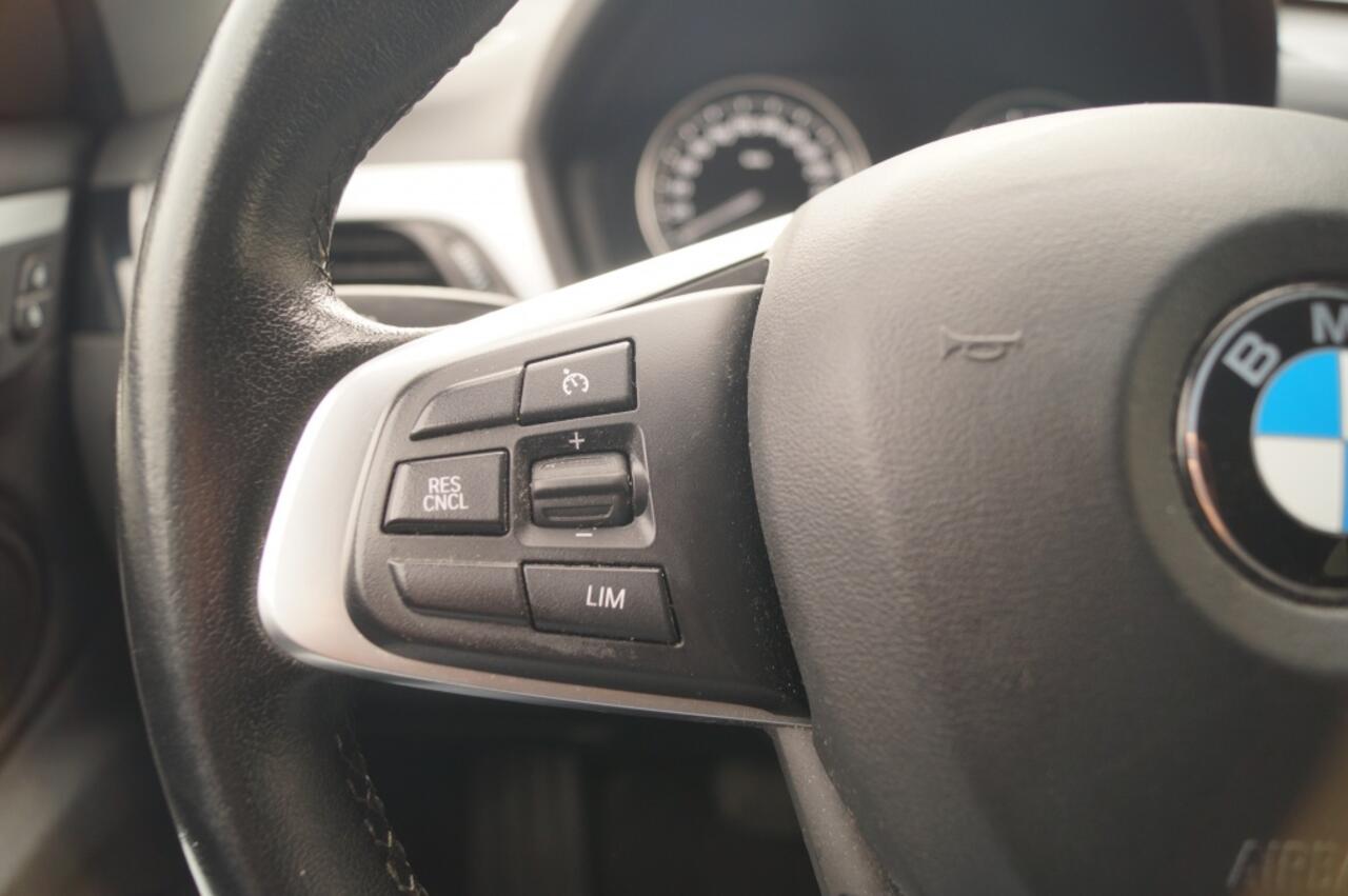 BMW X1 xDrive25e PHEV Business Edition Plus -LEER-ECC-NAVI-