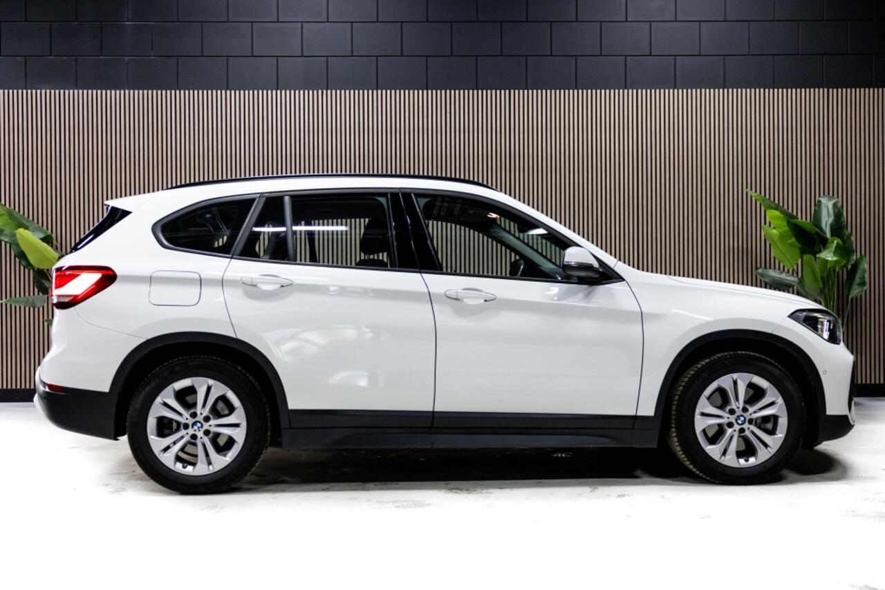 BMW X1 xDrive25e High Exec. | Camera | Navi | Stoelverwarming |
