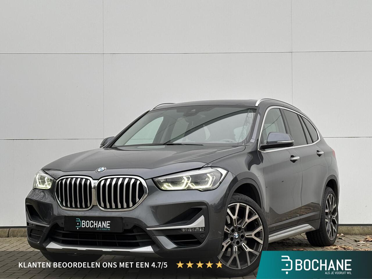 BMW X1 sDrive20i Business Edition Plus | Panoramadak | Sportstoelen | Vol leder | 1e Eig |