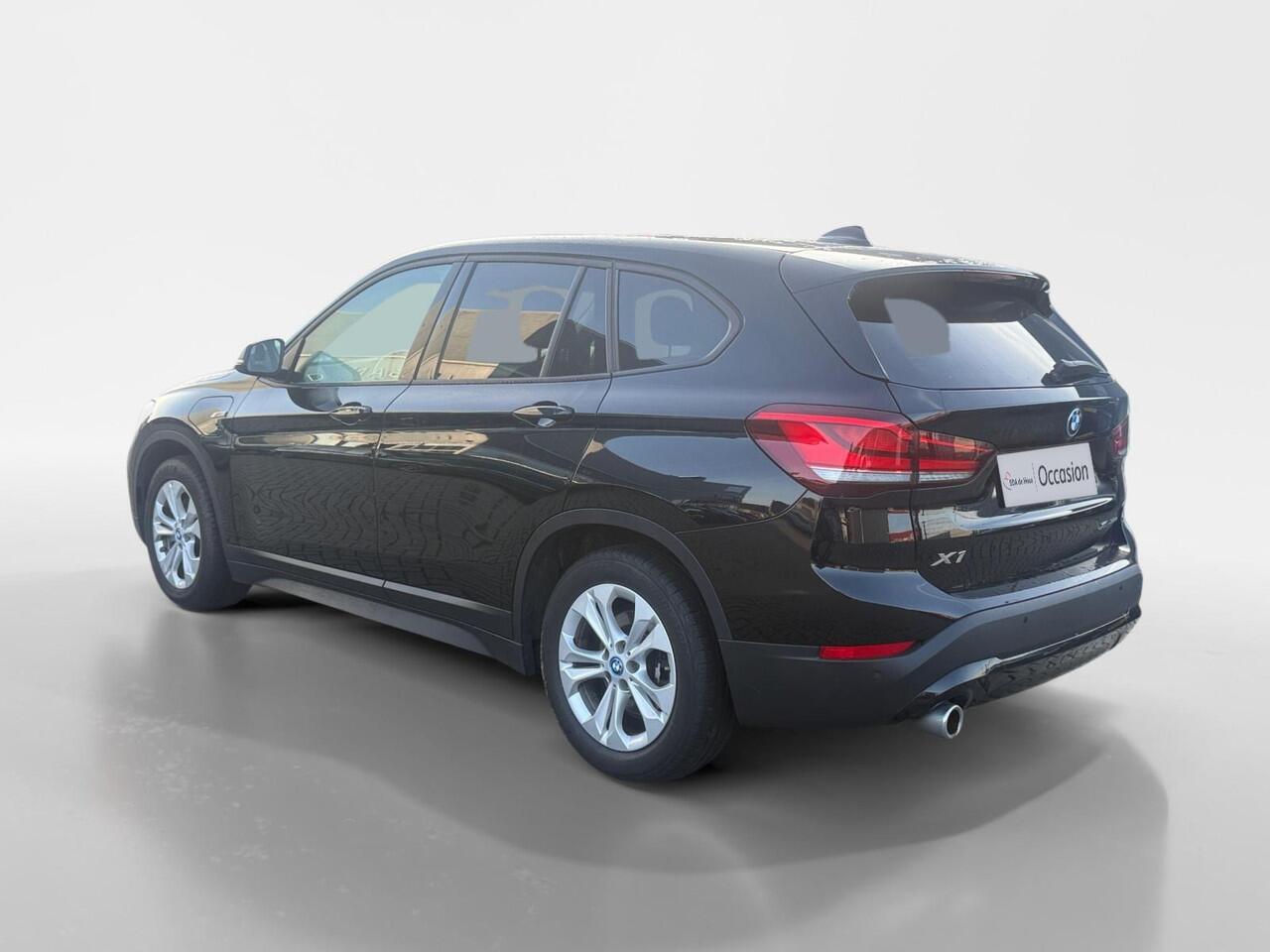 BMW X1 xDrive25e Executive | Automaat | Stoel Verwarming | Navigatie | Apple Carplay/Android Auto | Parkeersensoren | Cruise Control | DAB | Climate Control