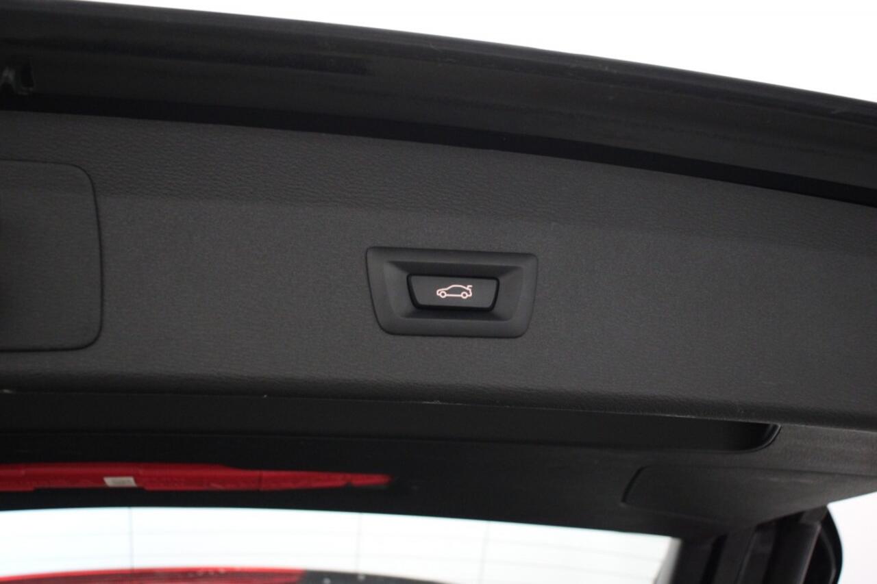 BMW X1 xDrive25e Business Edition Plus - Navi, Cruise, Leer, Clima, PDC, Stoelverw.