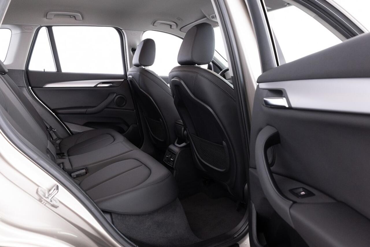 BMW X1 xDrive25e High Executive | LEDER | Full LED | Head-Up | PHEV