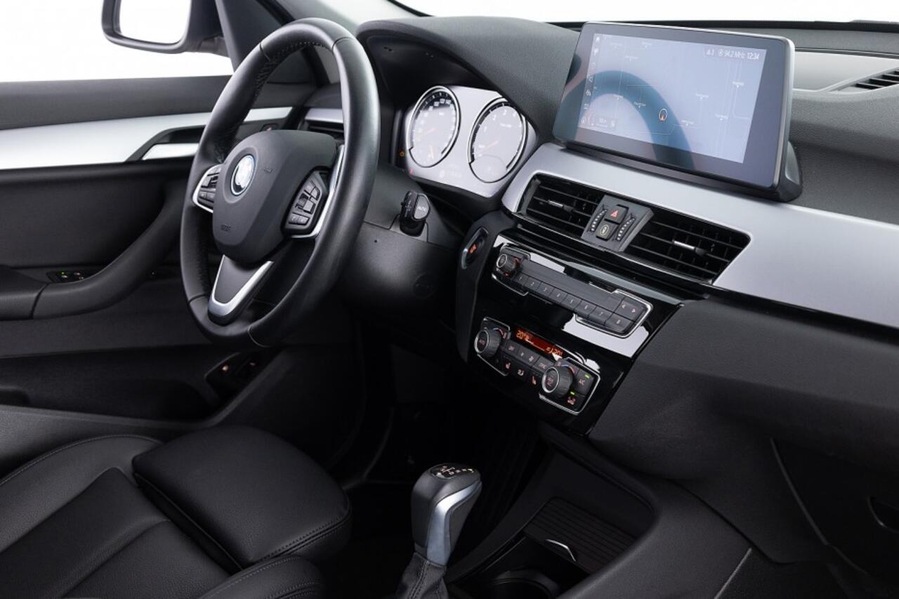 BMW X1 xDrive25e High Executive | LEDER | Full LED | Head-Up | PHEV