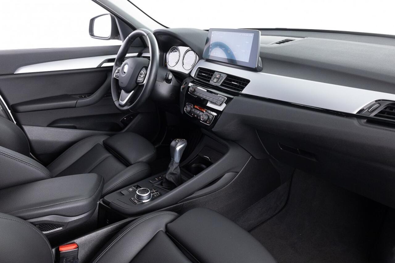 BMW X1 xDrive25e High Executive | LEDER | Full LED | Head-Up | PHEV