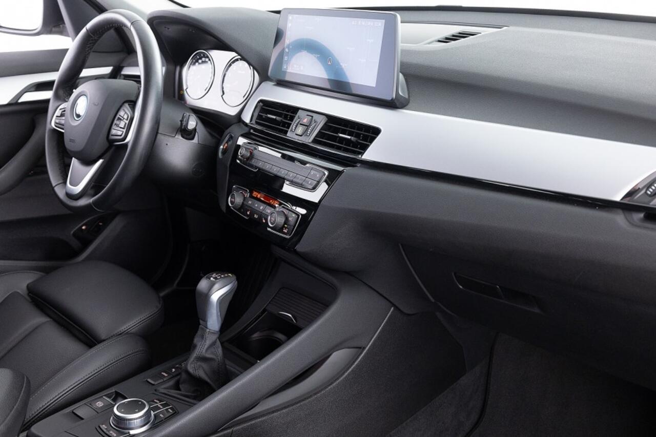 BMW X1 xDrive25e High Executive | LEDER | Full LED | Head-Up | PHEV