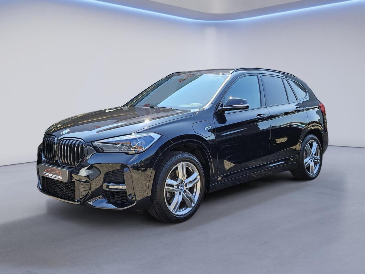 BMW X1 xDrive25e M Sport /Apple Carplay/Sportstoelen/Parkeersens. V+A+Cam/Stoelverw./Elektr. Klep/DAB+/Sperdiff/Trekhaak/(MET GARANTIE*)