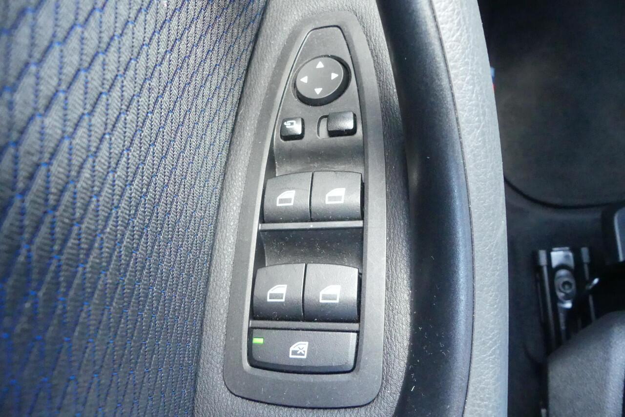 BMW X1 xDrive20d High Executive M Sport TREKHAAK AFNEEMBAAR (2.000KG), ADAPTIEVE CRUISE, CAMERA, STOELVERWARMING, ELEKTRISCHE ACHTERKLEP, PDC V&A, 60.323KM