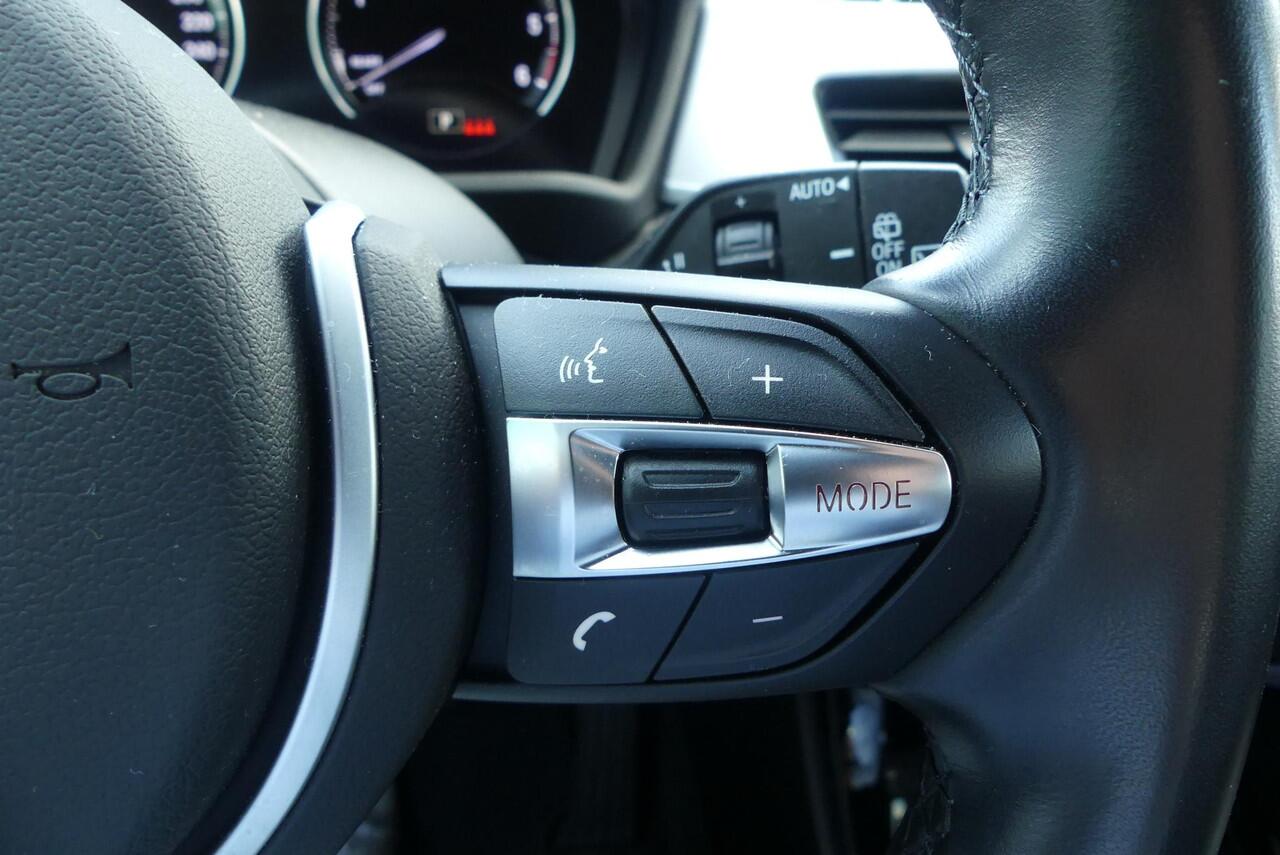 BMW X1 xDrive20d High Executive M Sport TREKHAAK AFNEEMBAAR (2.000KG), ADAPTIEVE CRUISE, CAMERA, STOELVERWARMING, ELEKTRISCHE ACHTERKLEP, PDC V&A, 60.323KM