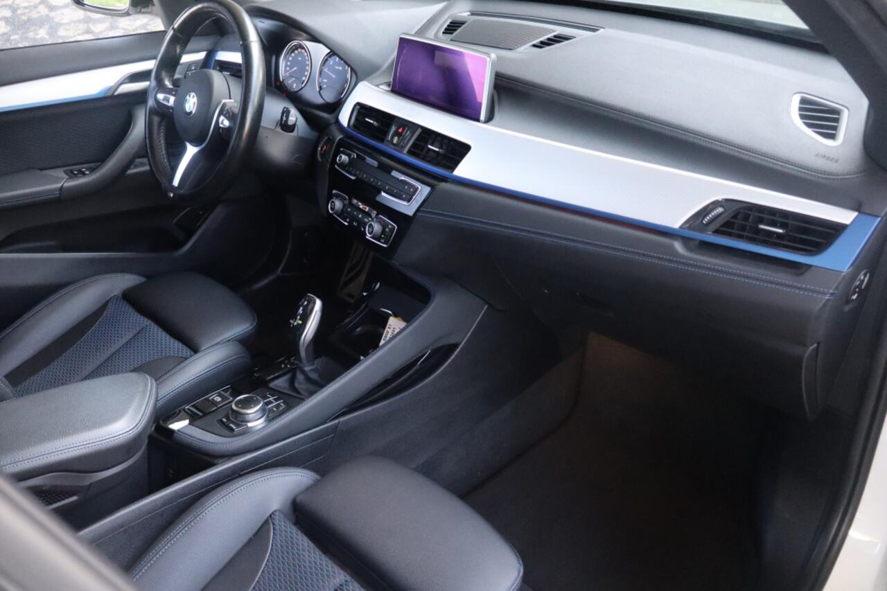 BMW X1 sDrive18i M Sport | Schuifdak | Camera | Stoelverwarming